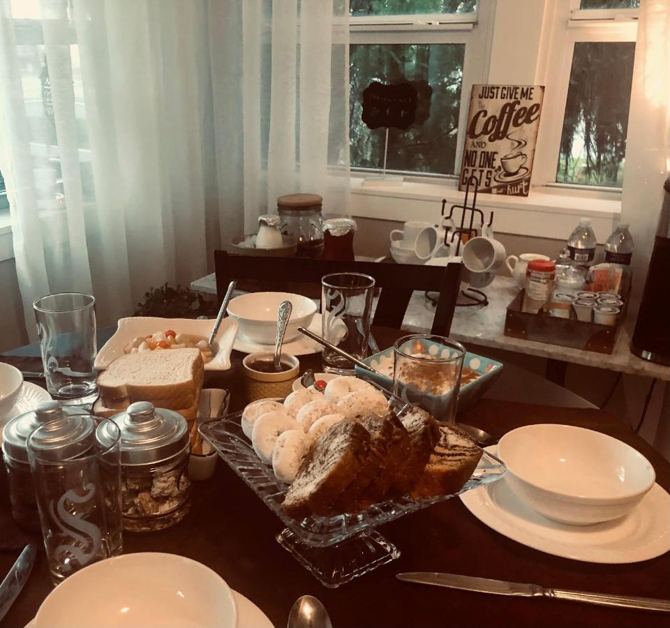 Villa Olivia Guest Rooms Hollywood Ngoại thất bức ảnh