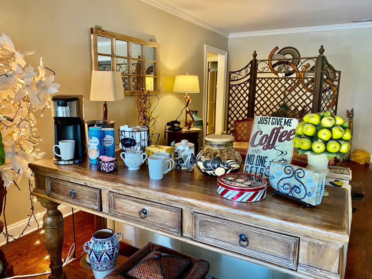 Villa Olivia Guest Rooms Hollywood Ngoại thất bức ảnh