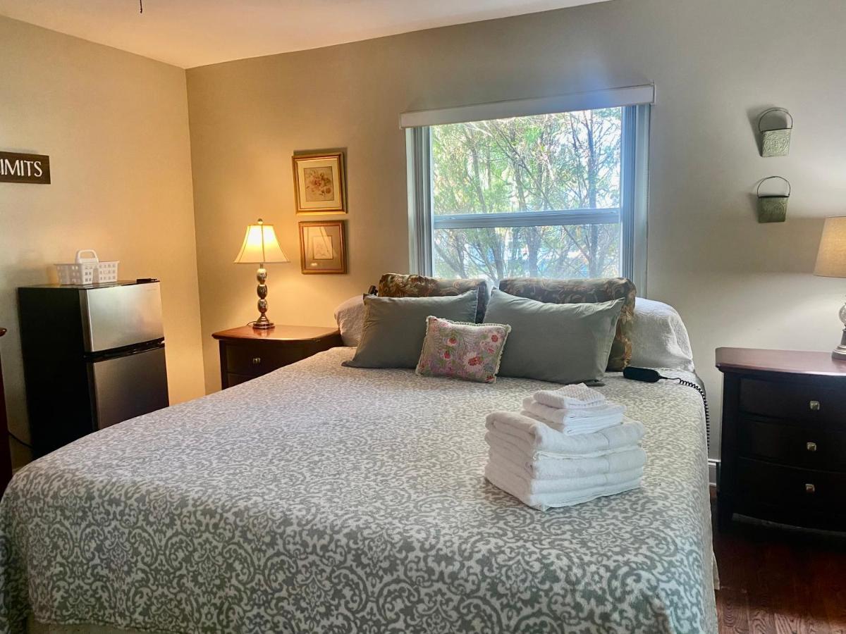 Villa Olivia Guest Rooms Hollywood Ngoại thất bức ảnh