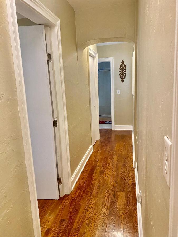 Villa Olivia Guest Rooms Hollywood Ngoại thất bức ảnh